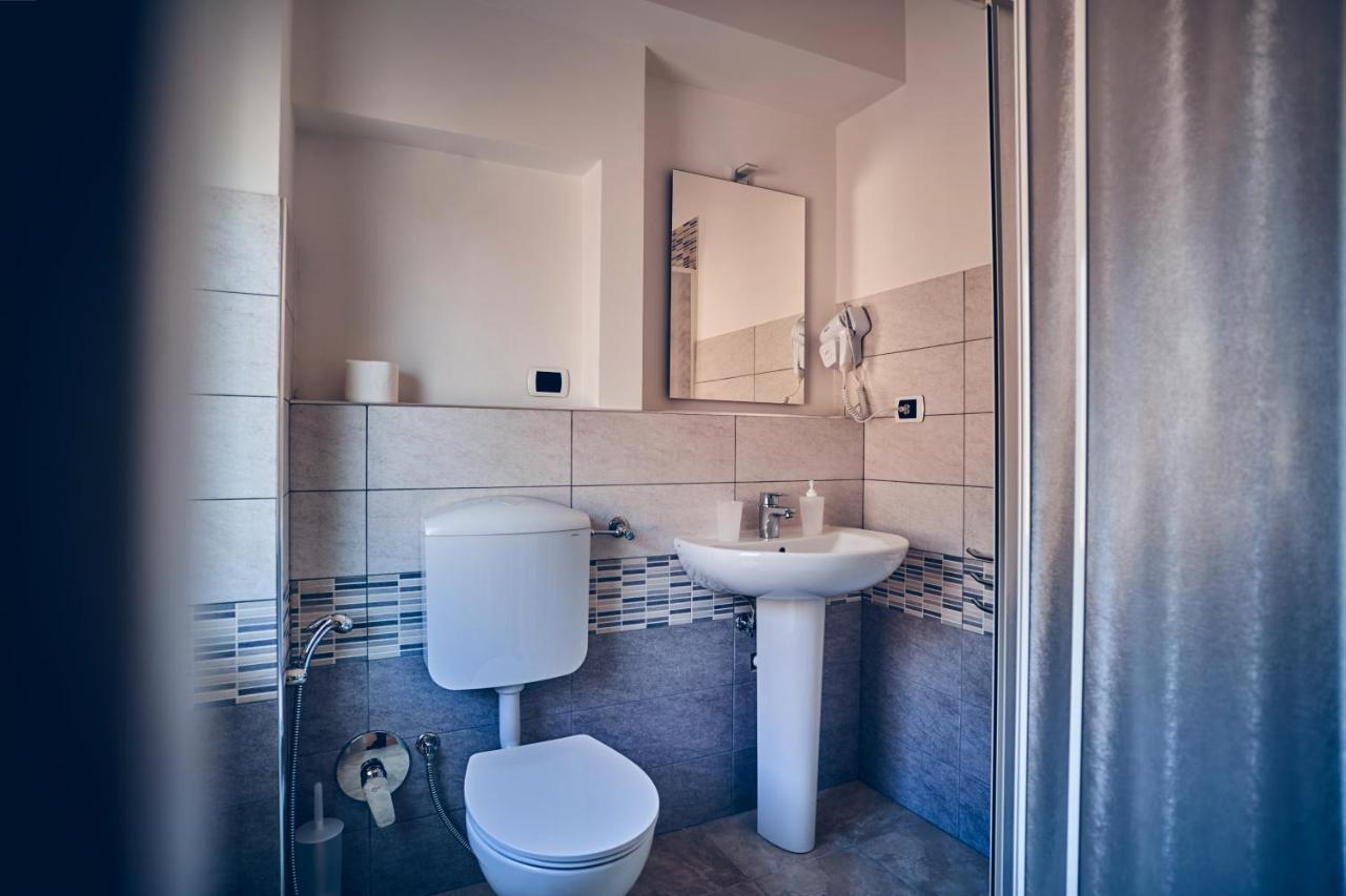 Travelershome 7Metri Guesthouse Ciampino Zewnętrze zdjęcie