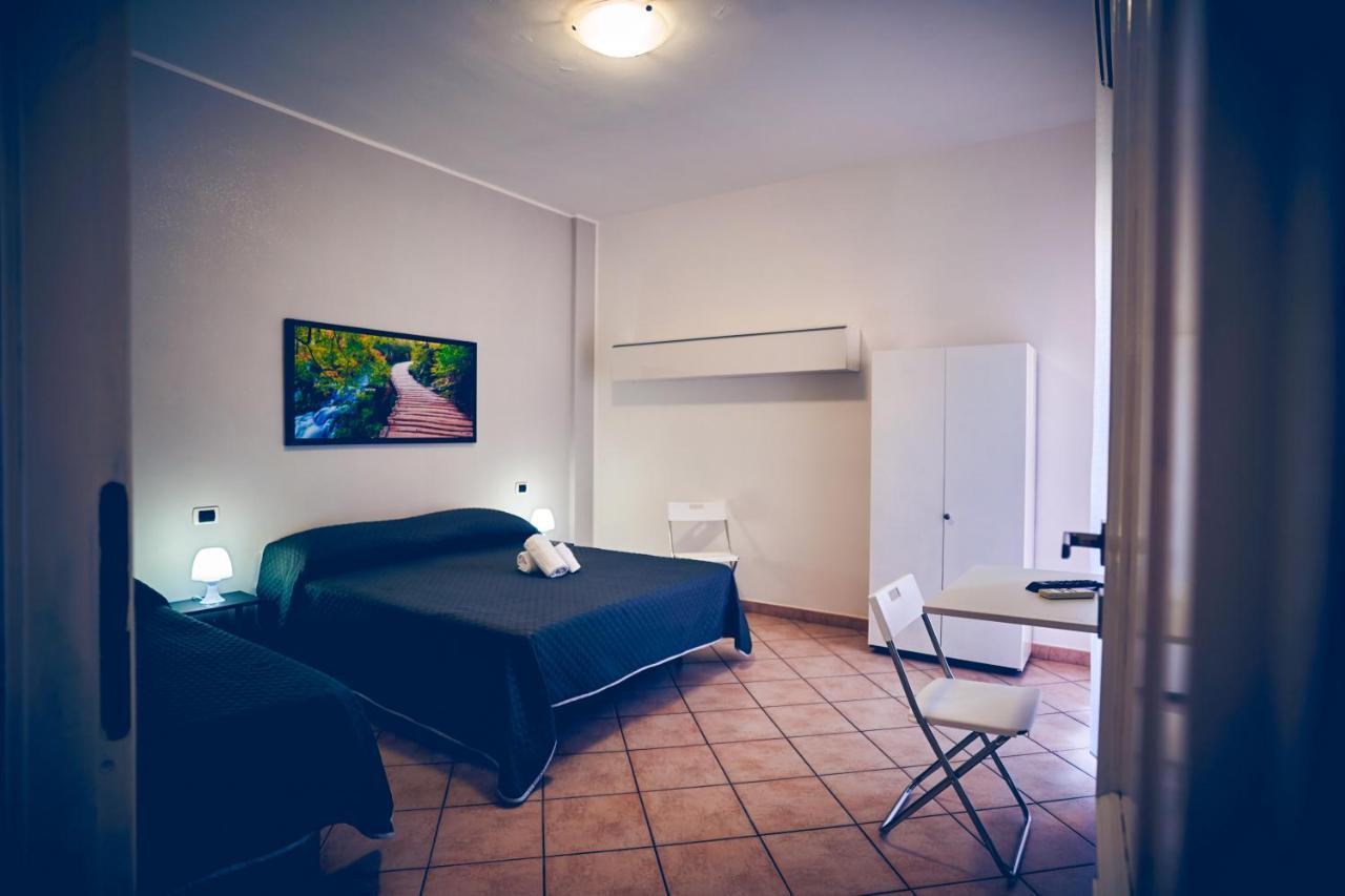 Travelershome 7Metri Guesthouse Ciampino Zewnętrze zdjęcie