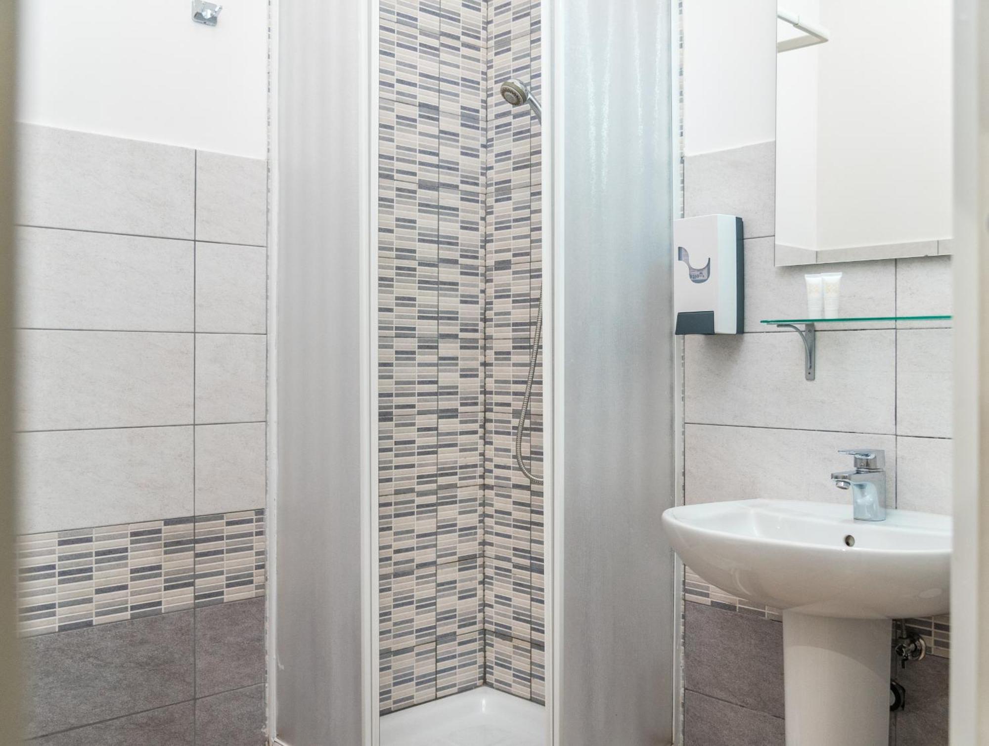Travelershome 7Metri Guesthouse Ciampino Zewnętrze zdjęcie